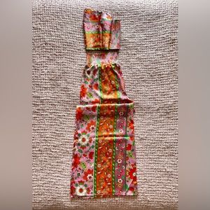 BRAND NEW Gorgeous 2 Piece set Size L $65 or best offer